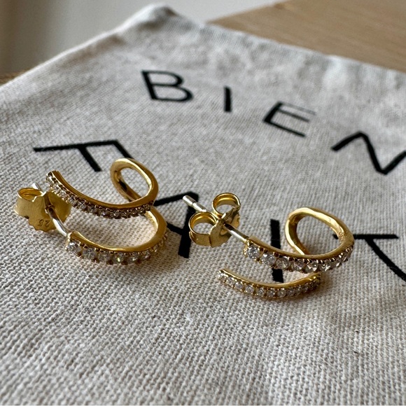 NWT! | MADEWELL Demi-Fine Pavé Double Hoop Earrings, 14k Gold - Picture 7 of 15